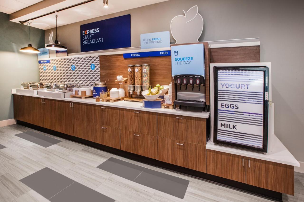 Holiday Inn Express & Suites - Grand Rapids South - Wyoming By Ihg Екстер'єр фото
