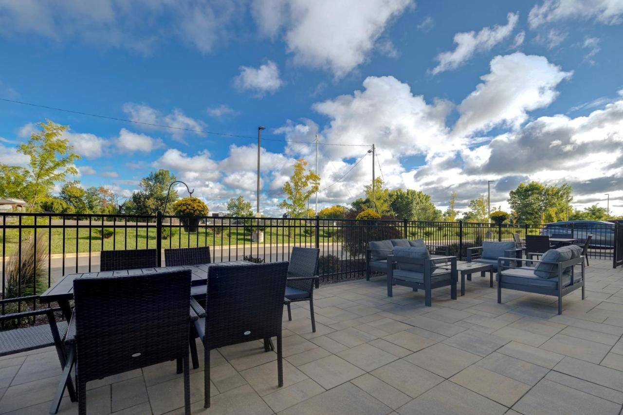 Holiday Inn Express & Suites - Grand Rapids South - Wyoming By Ihg Екстер'єр фото