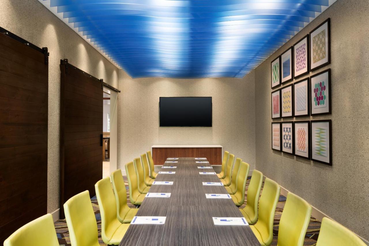 Holiday Inn Express & Suites - Grand Rapids South - Wyoming By Ihg Екстер'єр фото
